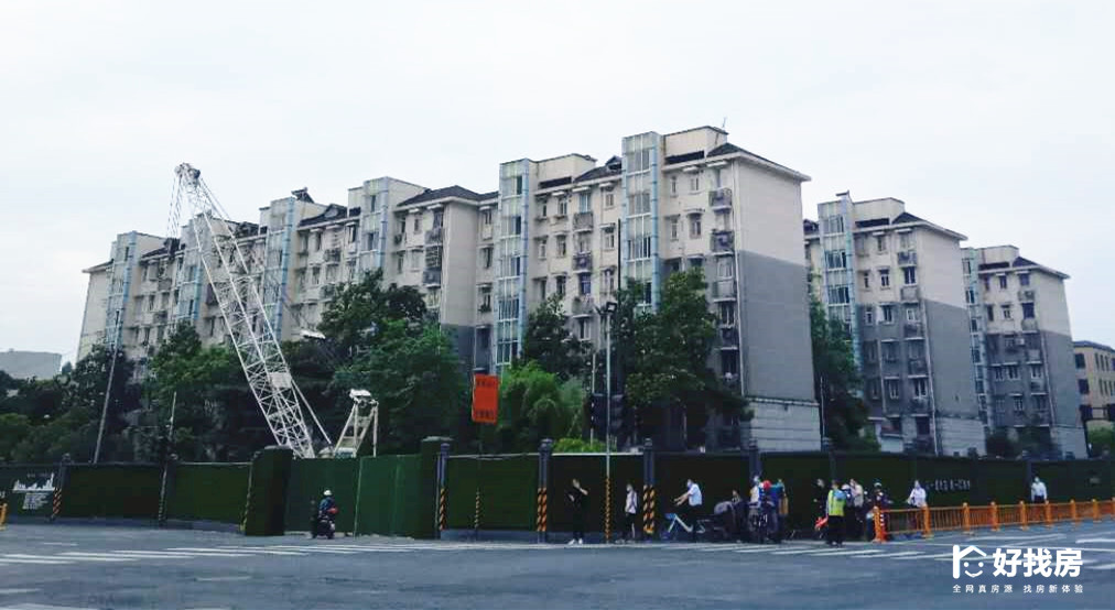 沈塘新村,上宁新村这2个房龄都在2000年前的老小区,近30日的签约