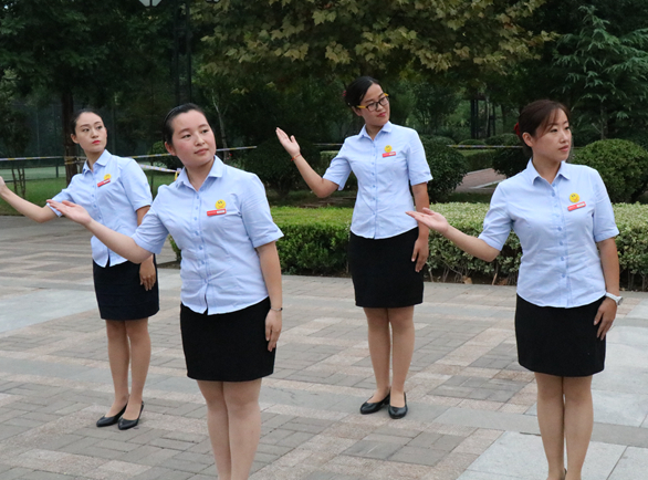 绿都物业礼仪培训